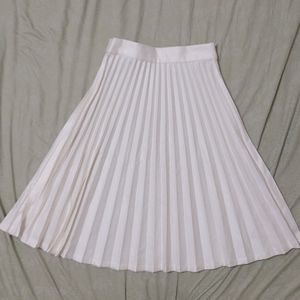 Zara white tennis skirt